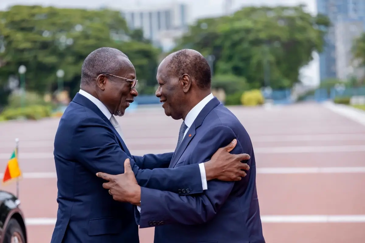 Que vient faire Patrice Talon chez Alassane Ouattara ?