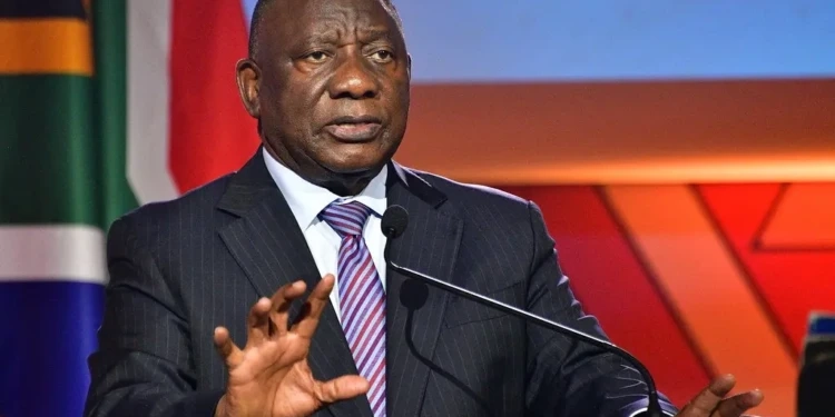 Afrique du Sud : Ramaphosa écarte la ministre de l’Enseignement supérieur