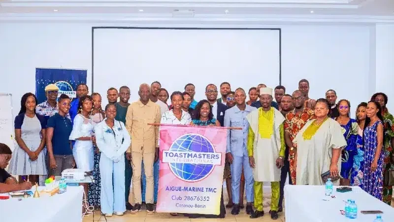 Bénin : Eole Kokoye portée à la tête d'Aigue-Marine Toastmasters Club