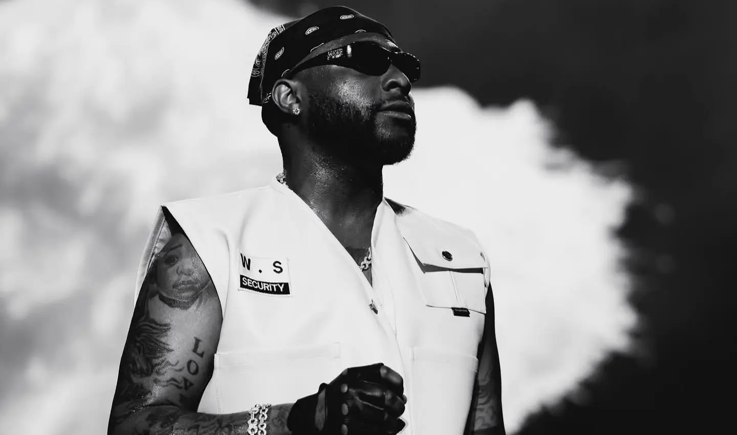 Davido rend hommage à son fils Ifeanyi Adeleke