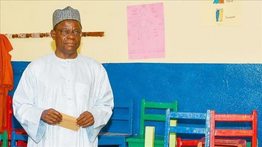 Cameroun : Maurice Kamto dépose sa candidature à la présidentielle