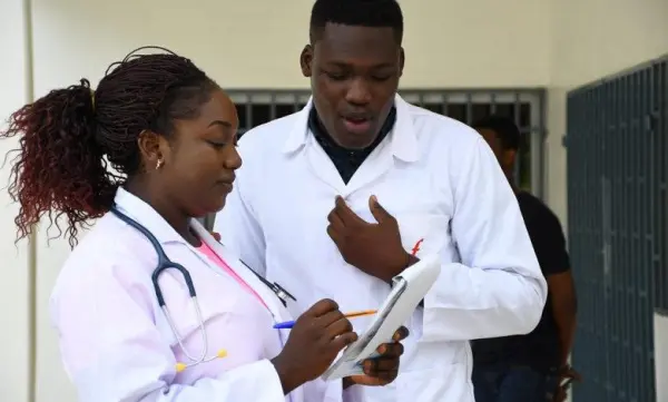 Togo : le ministère de la santé recrute des agents contractuels