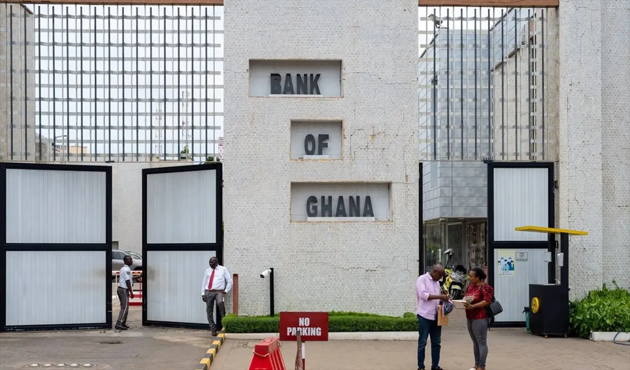 Ghana : pourquoi la banque centrale réduit son taux directeur ?