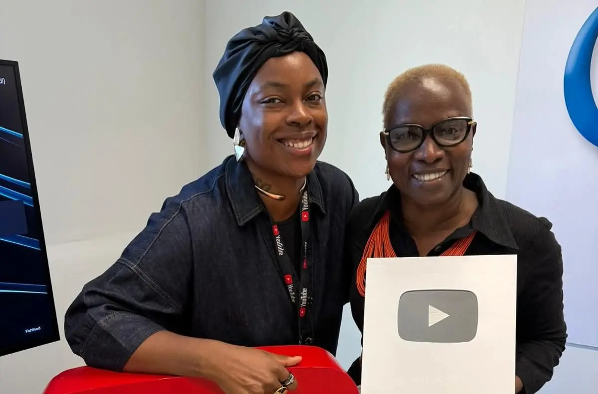 Youtube : Angélique Kidjo reçoit son trophée argent