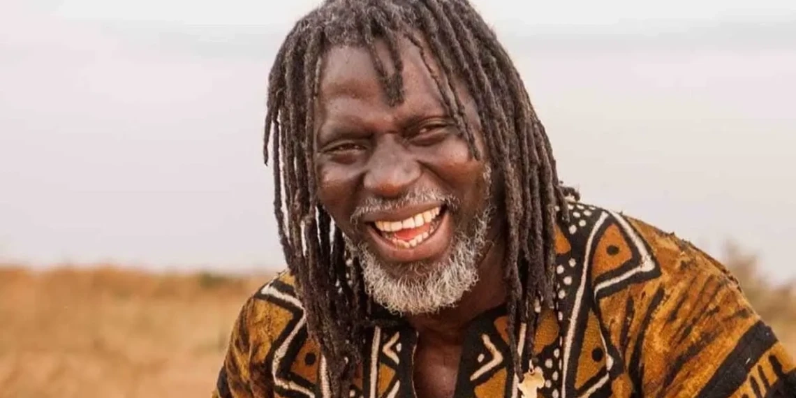 Tiken Jah Fakoly explique la mission constructive du reggae