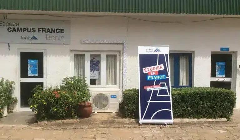 Campus France 2025-2026 : voici ce que vous devez savoir - Afrique sur 7