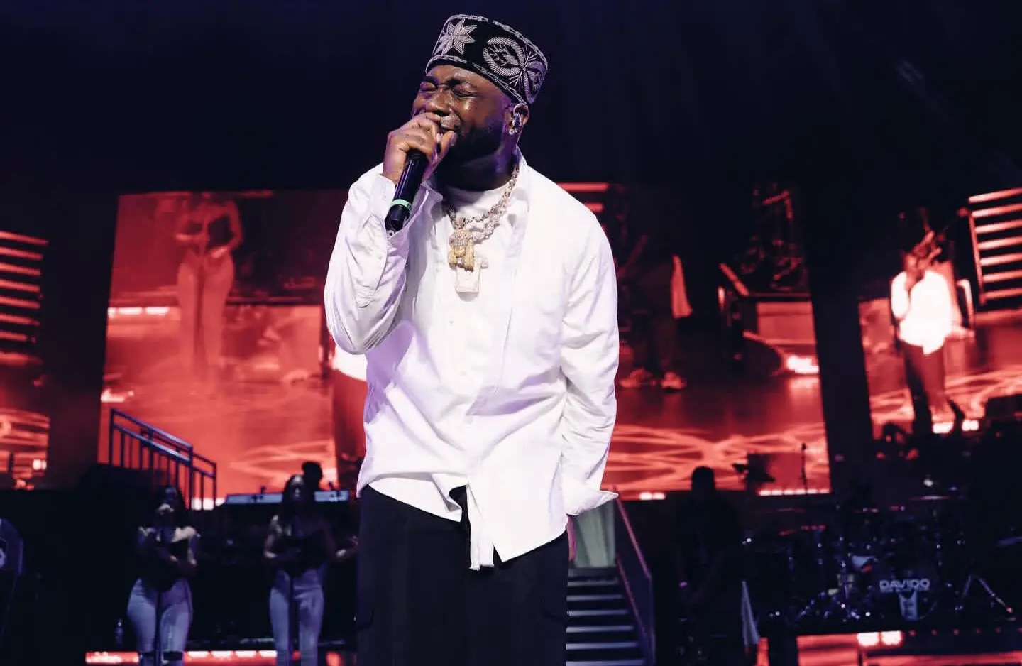 Davido giflé à Warri ? L’artiste s’explique (vidéo)