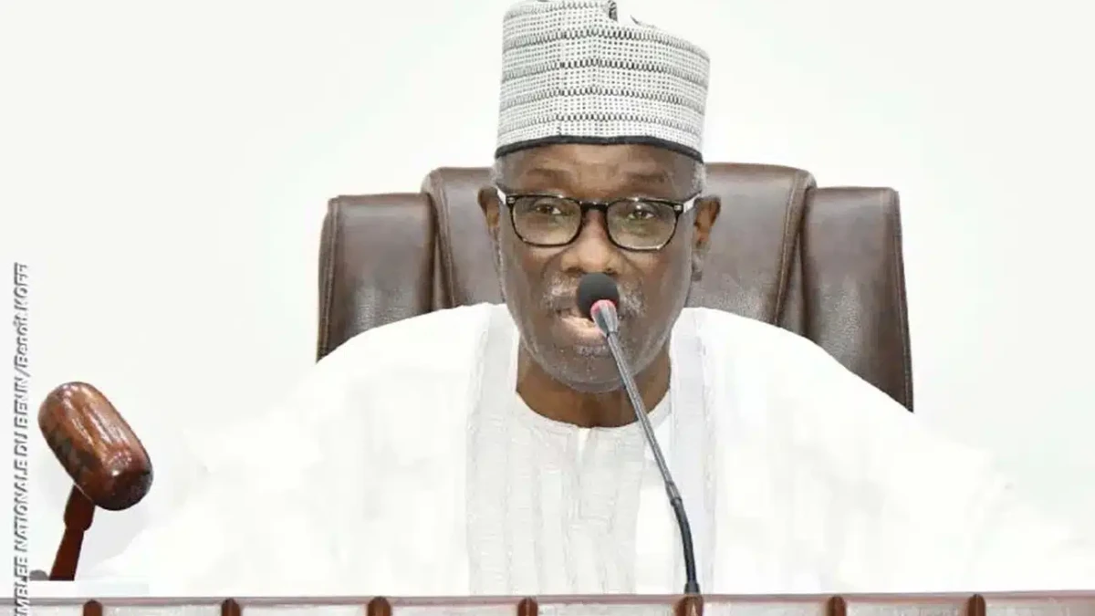 Léon Ahossi - Bénin