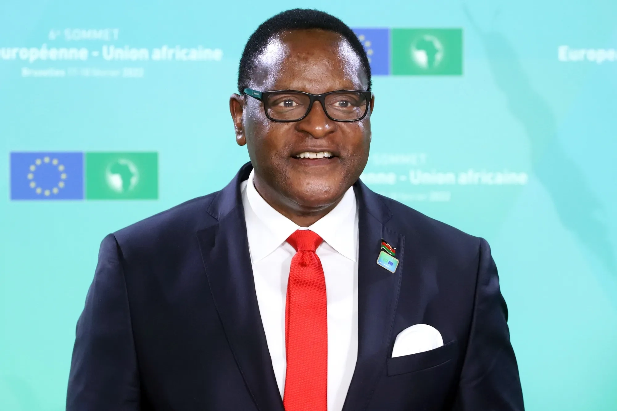 Malawi: Le président Chakwera reconnaît sa défaite, Peter Mutharika de retour au pouvoir sur fond de crise économique.