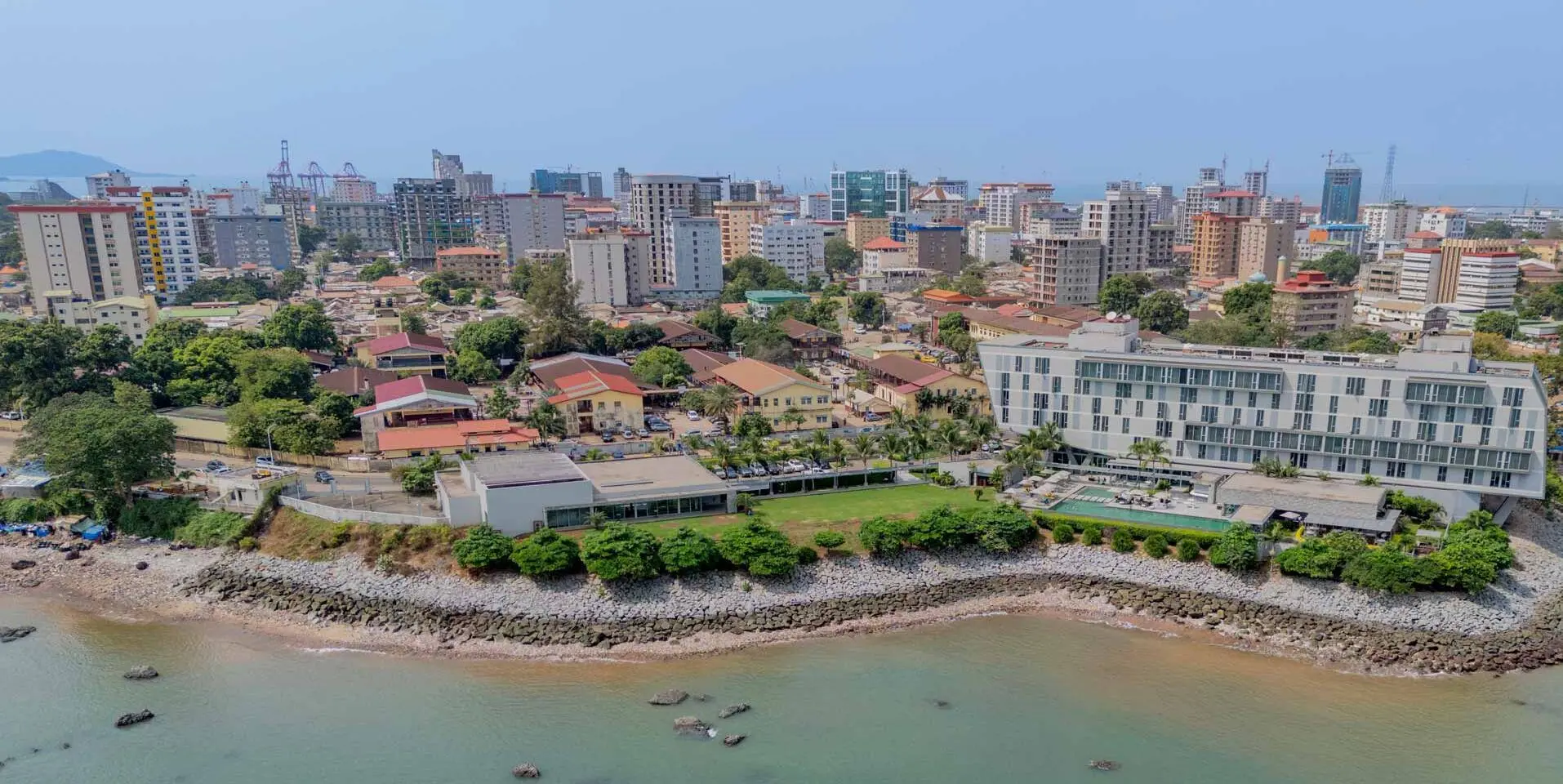 Le Président Doumbouya : des ambitions réformatrices aux promesses trahies