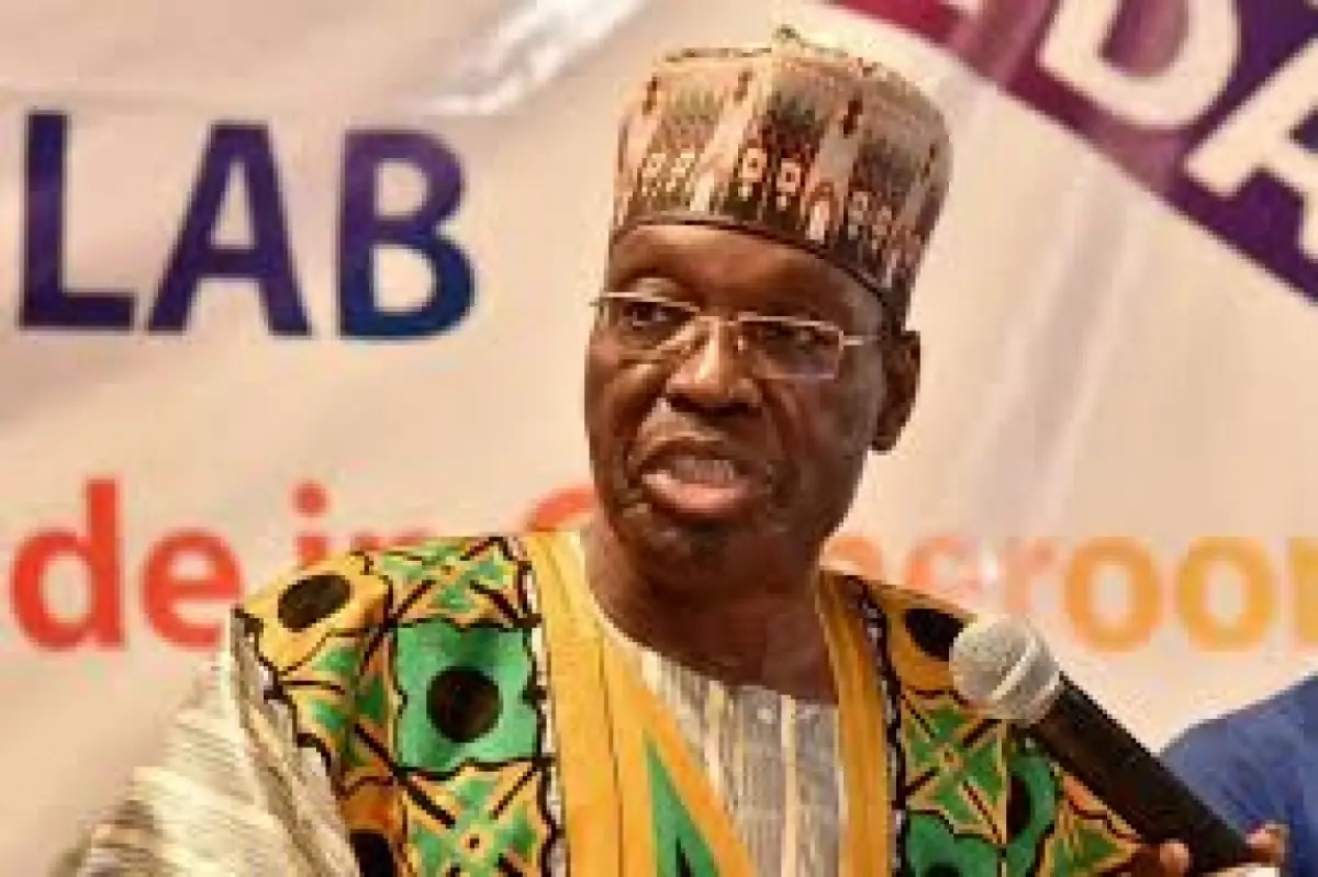 Cameroun : Tchiroma se radicalise, soupçon d’un soutien militaire ?