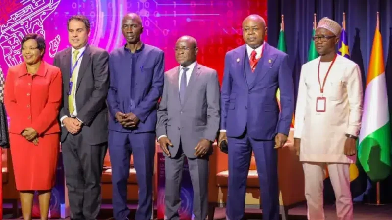 Sommet numérique de Cotonou - l’Afrique de l’Ouest et du Centre se donnent rendez-vous dès 2028 pour peser dans l’économie digitale