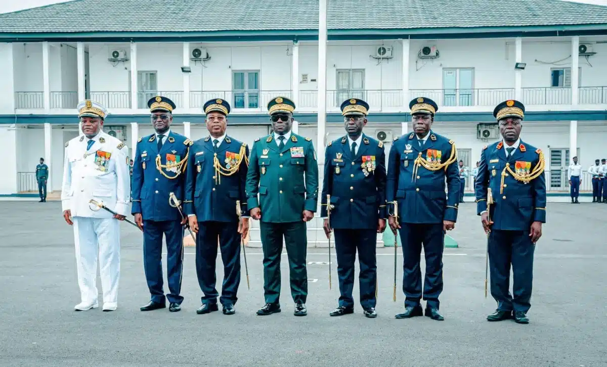 Côte d'Ivoire : sept officiers généraux admis à la retraite