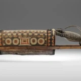 Volé en 1916, le "tambour parleur" retourne à Abidjan