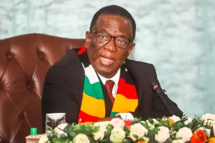Zimbabwe : le gouvernement approuve la prolongation du mandat présidentiel