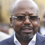 Gabon : réseaux sociaux à l'arrêt, Alain-Claude Bilie-By-Nze saisit la justice