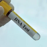 Côte d'Ivoire : tests de paternité désormais disponibles à Abidjan