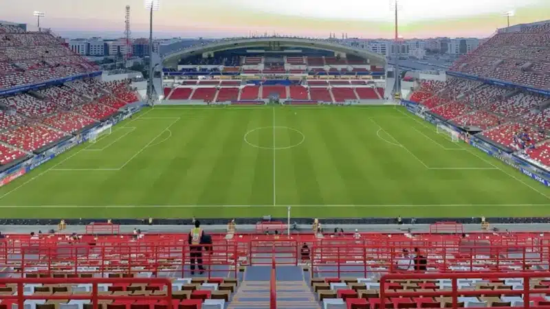 Les Émirats arabes unis, laboratoire d’un sport mondialisé ?