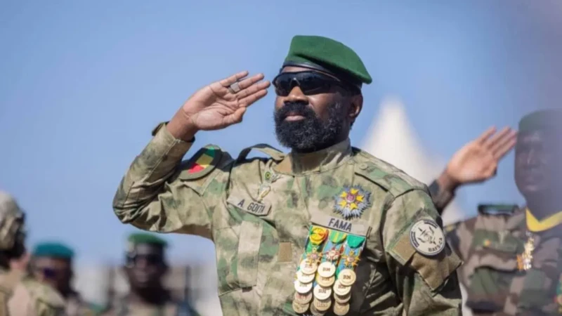 Mali : Assimi Goïta autorise la reprise des vols humanitaires dans le nord