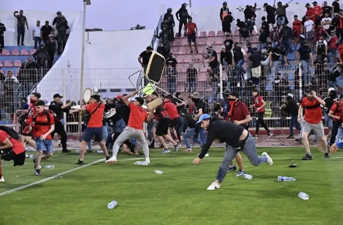 OC Safi - USM Alger - une soirée marquée les débordements algériens