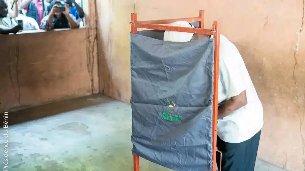Présidentielle 2026 au Bénin : l’attente des résultats provisoires après le vote