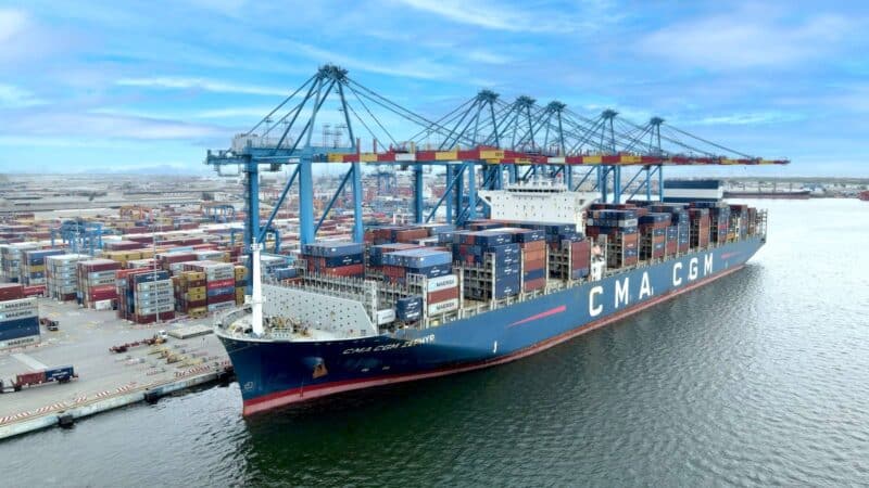 Le Groupe CMA CGM accueille la première escale du CMA CGM ZEPHYR à Abidjan sur le service WAX 1 opéré en propre - Communiqué