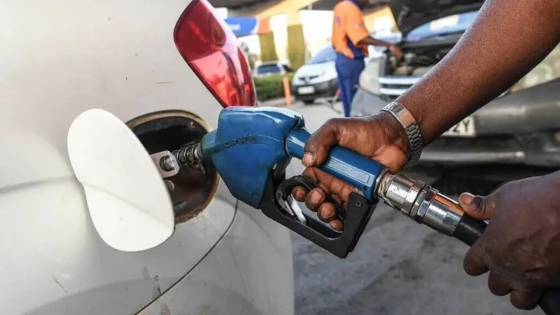 Bénin l'essence passe à 725 FCFA à la pompe
