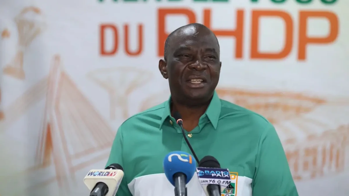 Côte d’Ivoire : Adjoumani dénonce le clonage de sa voix dans un enregistrement explosif