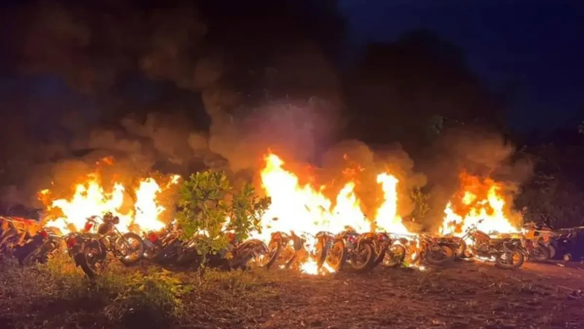 Orpaillage illégal en Côte d’Ivoire : des motos brulées, des fusils saisis et 27 personnes interpellées