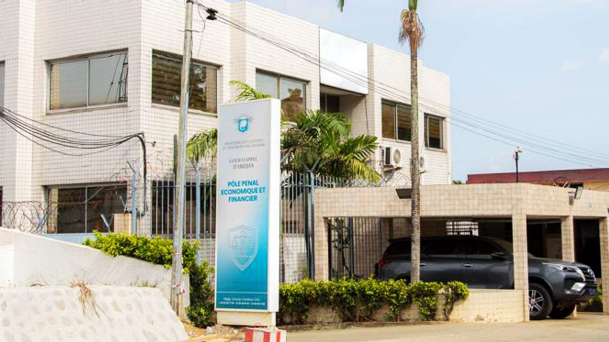 Côte d'Ivoire : 65 milliards d'amende et 5 ans de prison requis contre des dirigeants d'agences de voyage