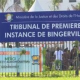 Côte d'Ivoire : un homme de 72 ans arrêté pour arnaque au logement