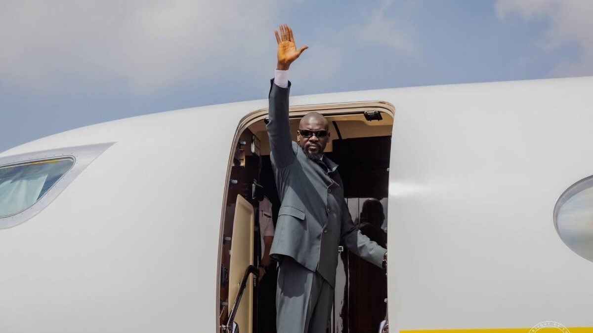 "L'or brut ne sortira plus de Guinée", Mamadi Doumbouya