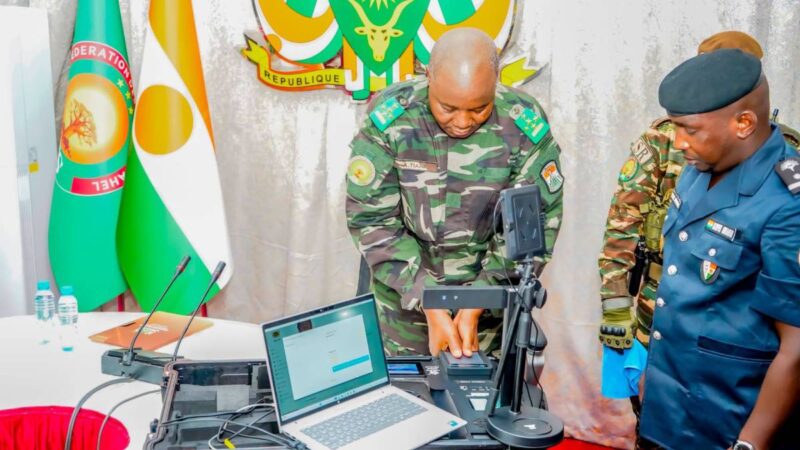 AES : le Niger lance son passeport biométrique