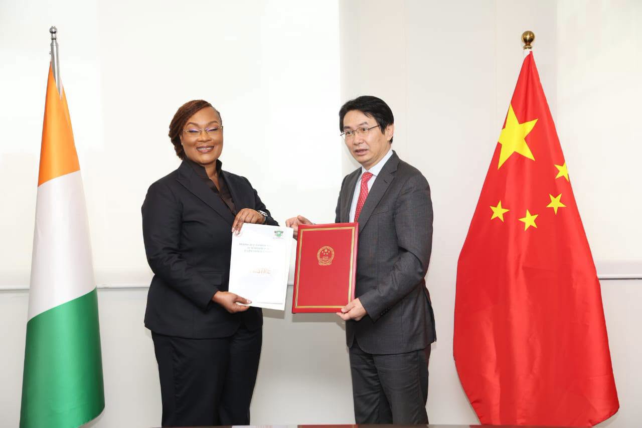 La Chine offre 2 410 tonnes de riz à la Côte d’Ivoire