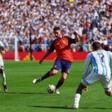 Mondial 2026 : l'Espagne bat l'Argentine dans un duel intense et décroche le trophée