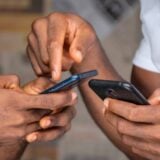 Nigeria : une bataille pour des smartphones locaux