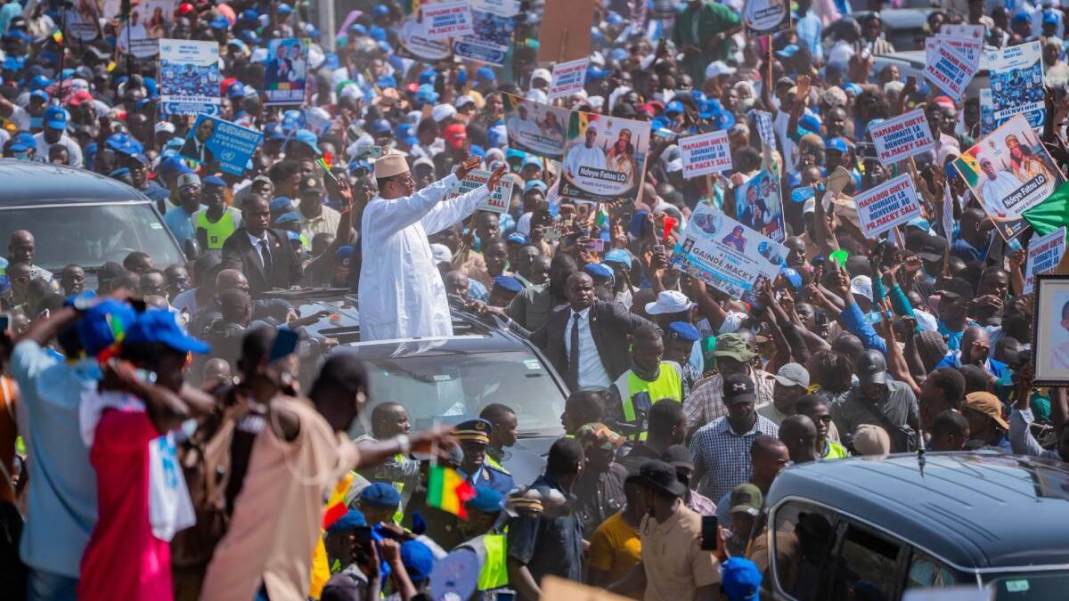 Sénégal : retour en pompe de Macky Sall