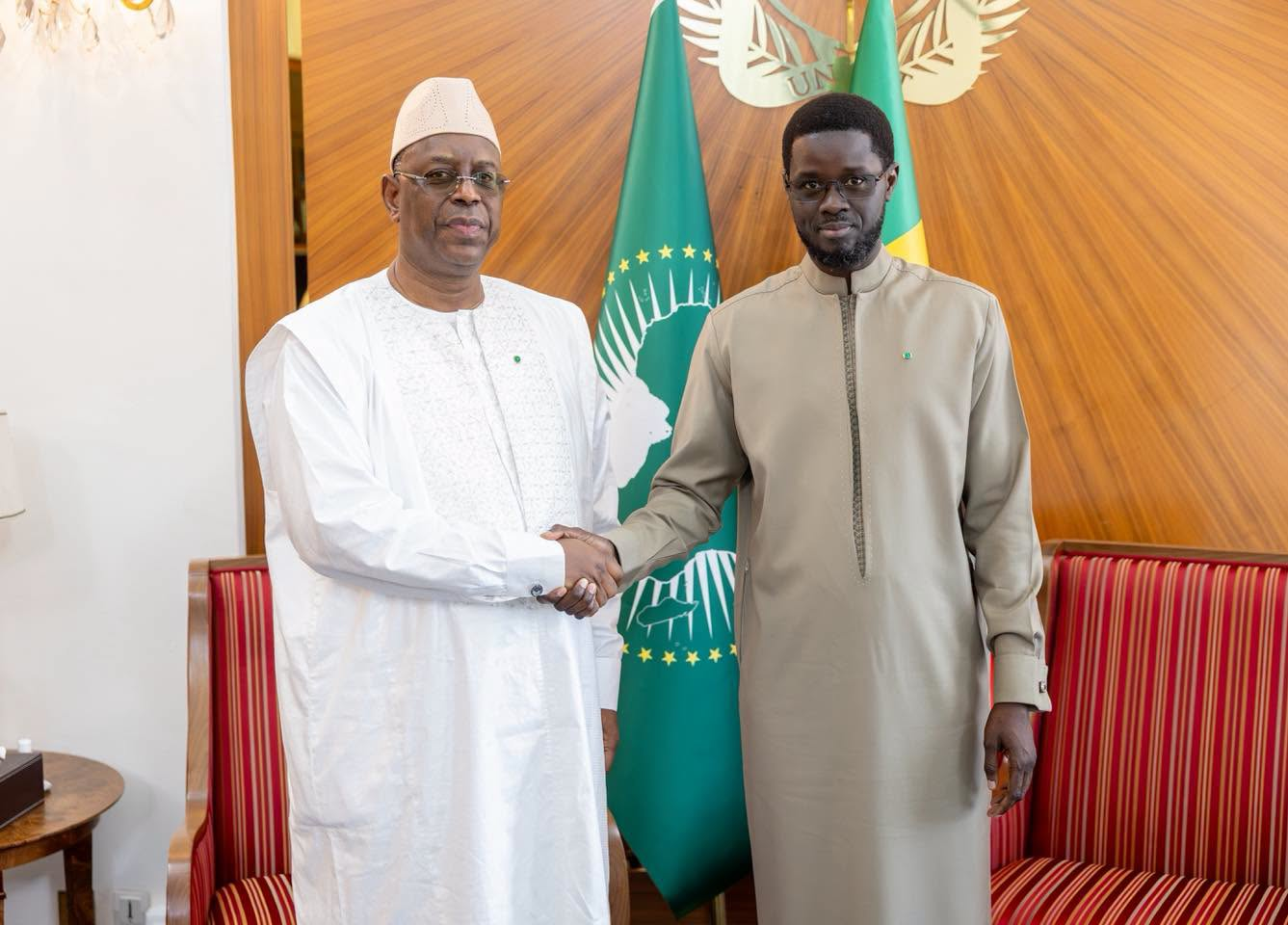 Sénégal : retour en pompe de Macky Sall Sénégal : retour en pompe de Macky Sall - Afrique sur 7