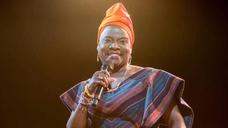 Angélique Kidjo obtient son étoile à "Walk of Fame" de Hollywood