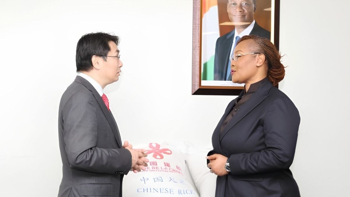 Don de riz de la Chine à la Côte d’Ivoire