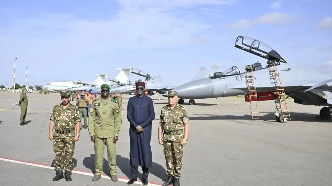 Niger : des avions de chasse algériens débarquent à Niamey - Afrique sur 7