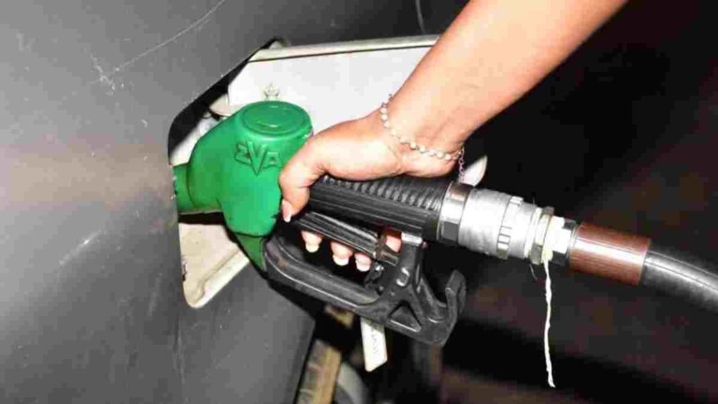 RCA : hausse des prix du carburant à la pompe