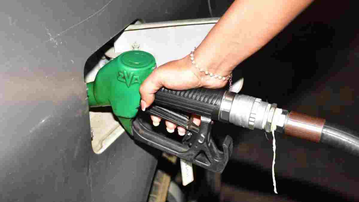 RCA : hausse des prix du carburant à la pompe