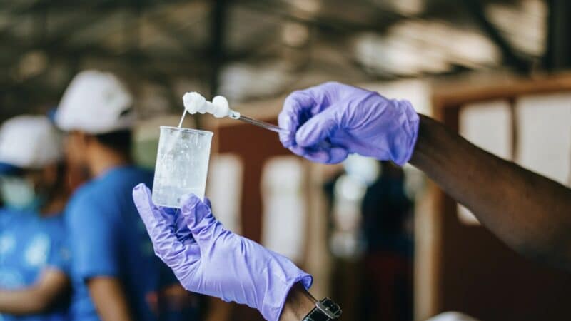 Ebola au Nigeria : une souche sans vaccin arrive à Abuja