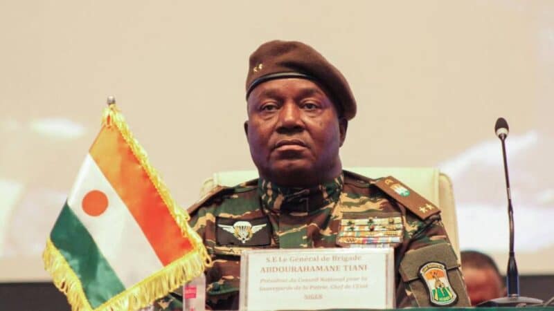 France : 2 agents de renseignement nigériens expulsés