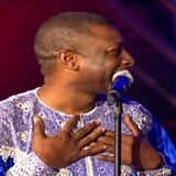 Youssou N'Dour, chanteur sénégalais et leader du Super Étoile de Dakar