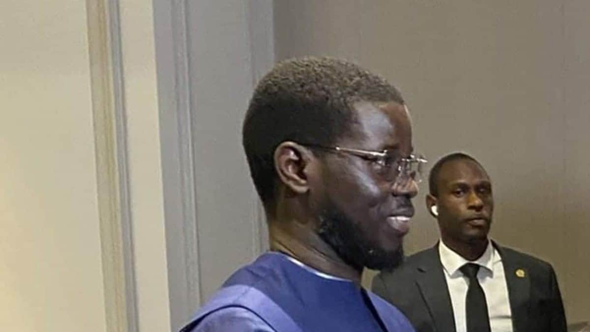 Bassirou Diomaye Faye, président du Sénégal, au cœur du report des élections locales au Sénégal