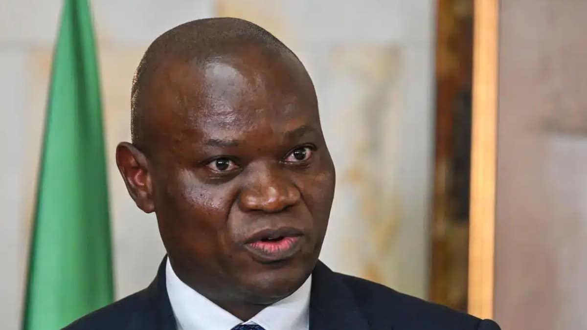 Brice Clotaire Oligui Nguema, président du Gabon, face à la pénurie de carburant au Gabon