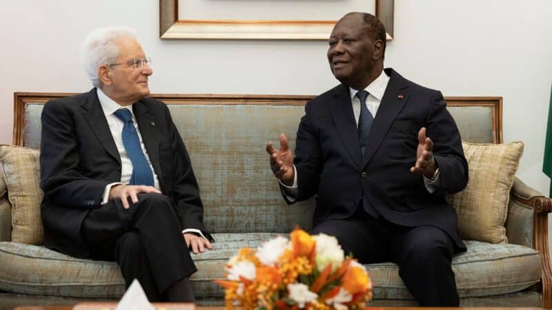 Cancer en Côte d'Ivoire : Alassane Ouattara (à droite) avec Sergio Mattarella en avril 2024