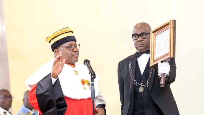 Conseil d'État : Ibrahime Coulibaly-Kuibiert prête serment en Côte d'Ivoire
